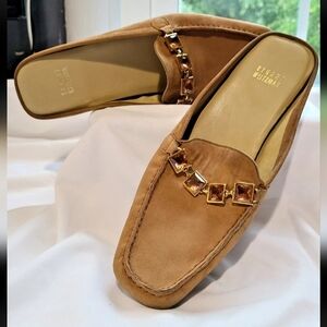 Stuart Weitzman  Tan Suede Square Toe  Loafers with Gold Details Sz 8N